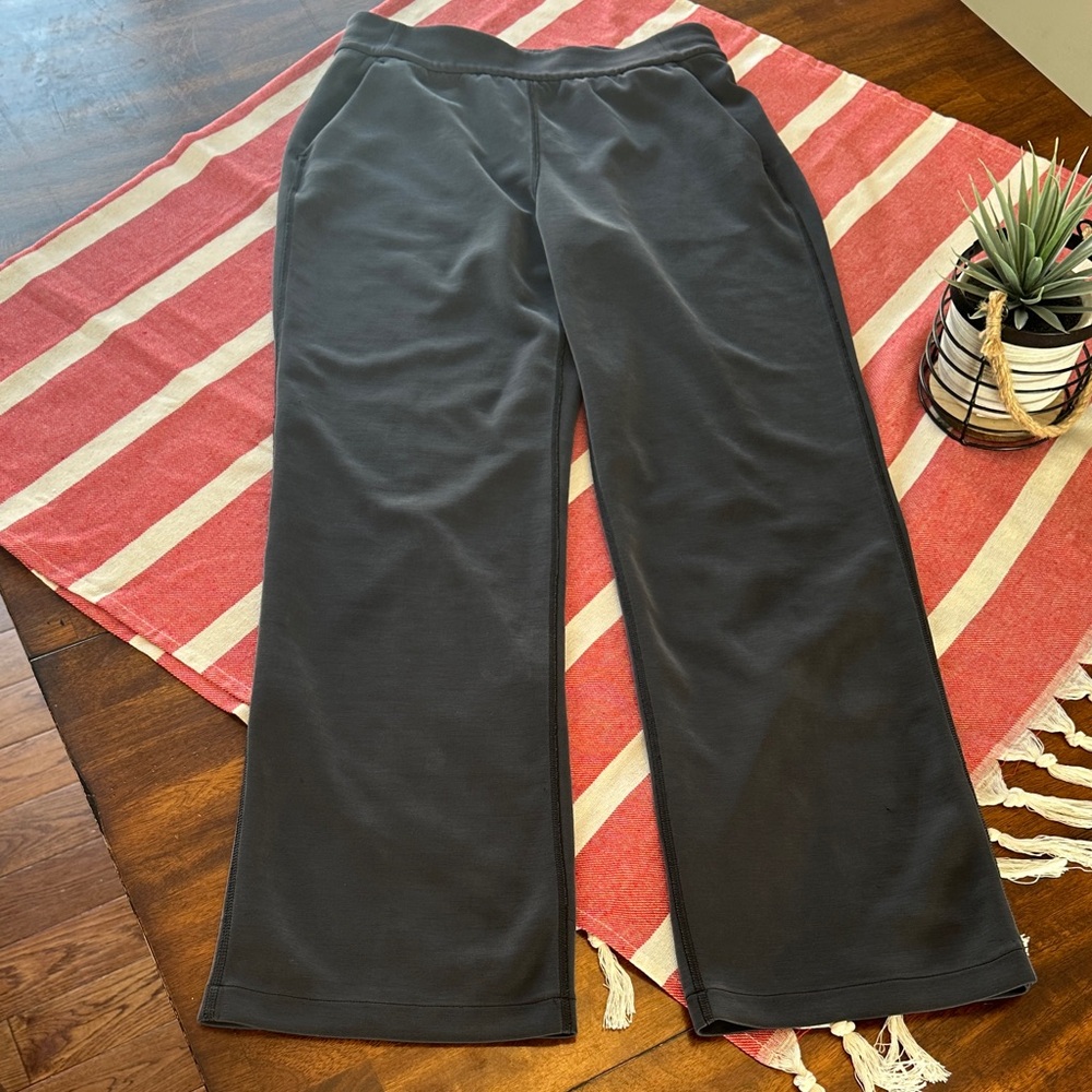 Lululemon Women’s HR Softstreme Straight Leg Black USMed